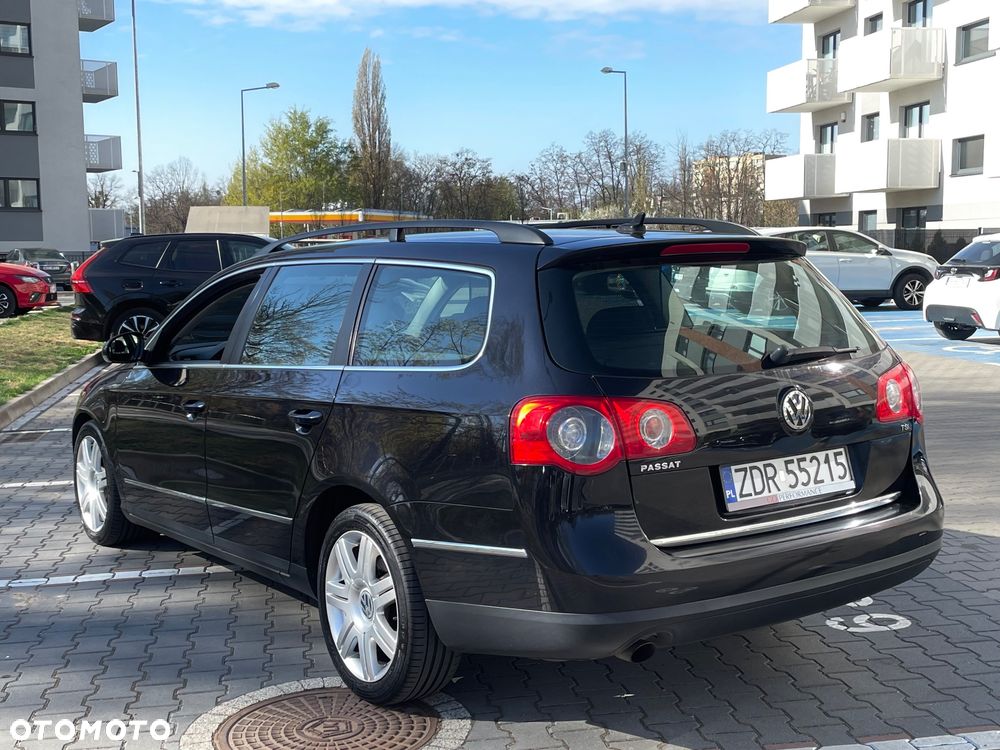 Volkswagen Passat - 31