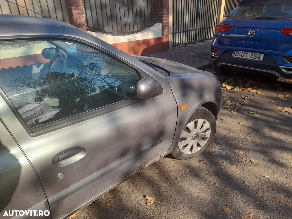 Renault Clio - 9