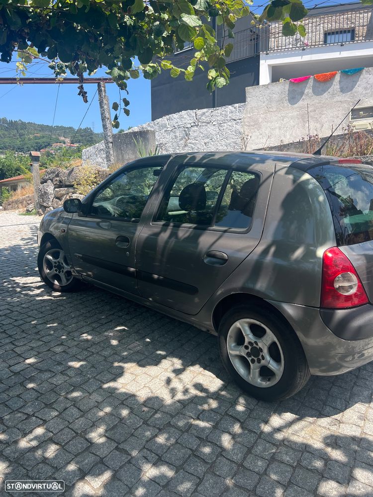 Renault Clio 1.2 16V Expression - 3