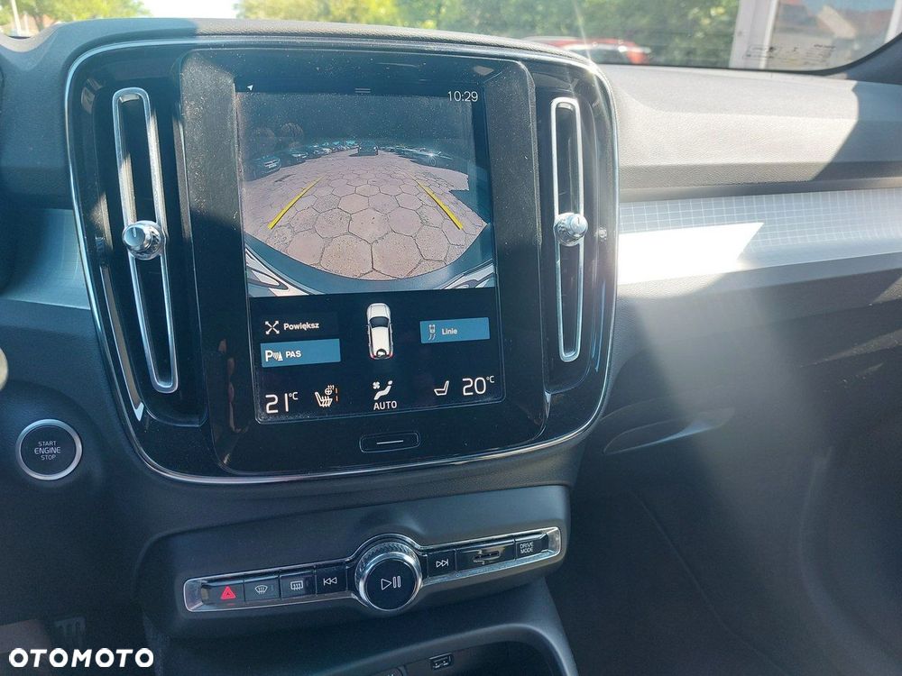Volvo XC 40 - 23