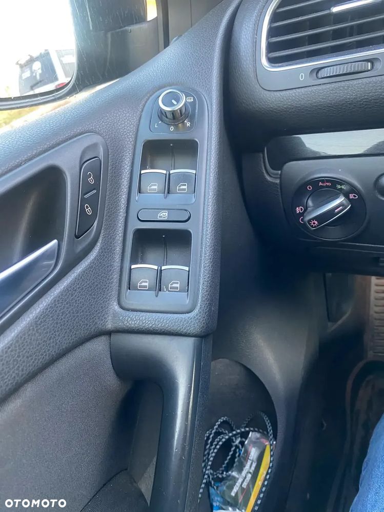 Volkswagen Golf 2.0 GTI - 12