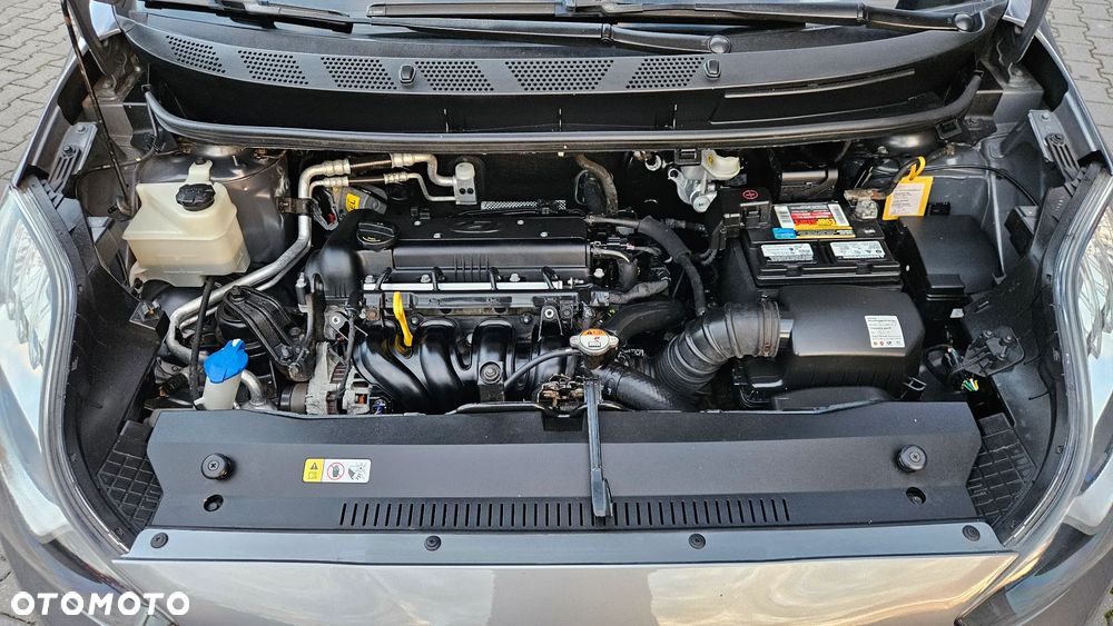 Hyundai ix20 1.4 UEFA EURO 2012 Edition - 9