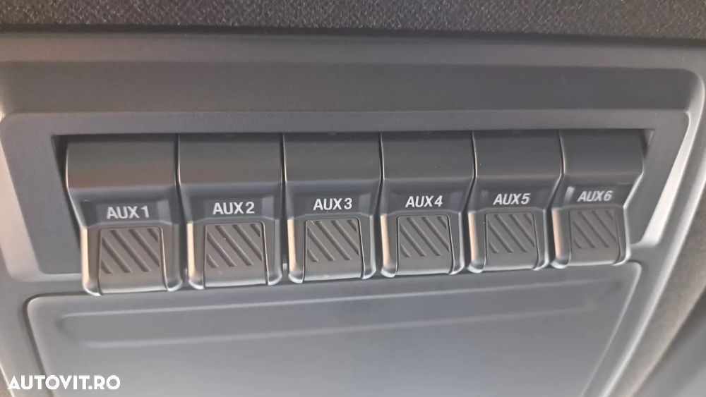 Ford Ranger Pick-Up 3.0 TD 240 CP 10AT 4x4 Double Cab Wildtrak - 31