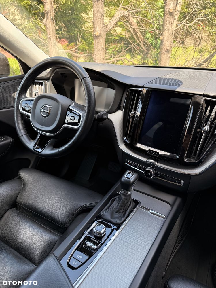 Volvo XC 60 D4 SCR AWD Inscription - 23