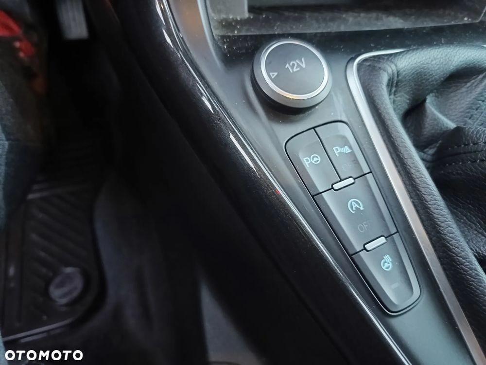 Ford Focus 2.0 EcoBlue Titanium - 32