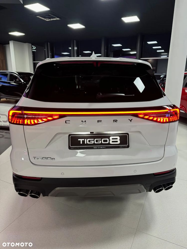 Chery Tiggo 8 1.6 T-GDI Comfort DCT - 8