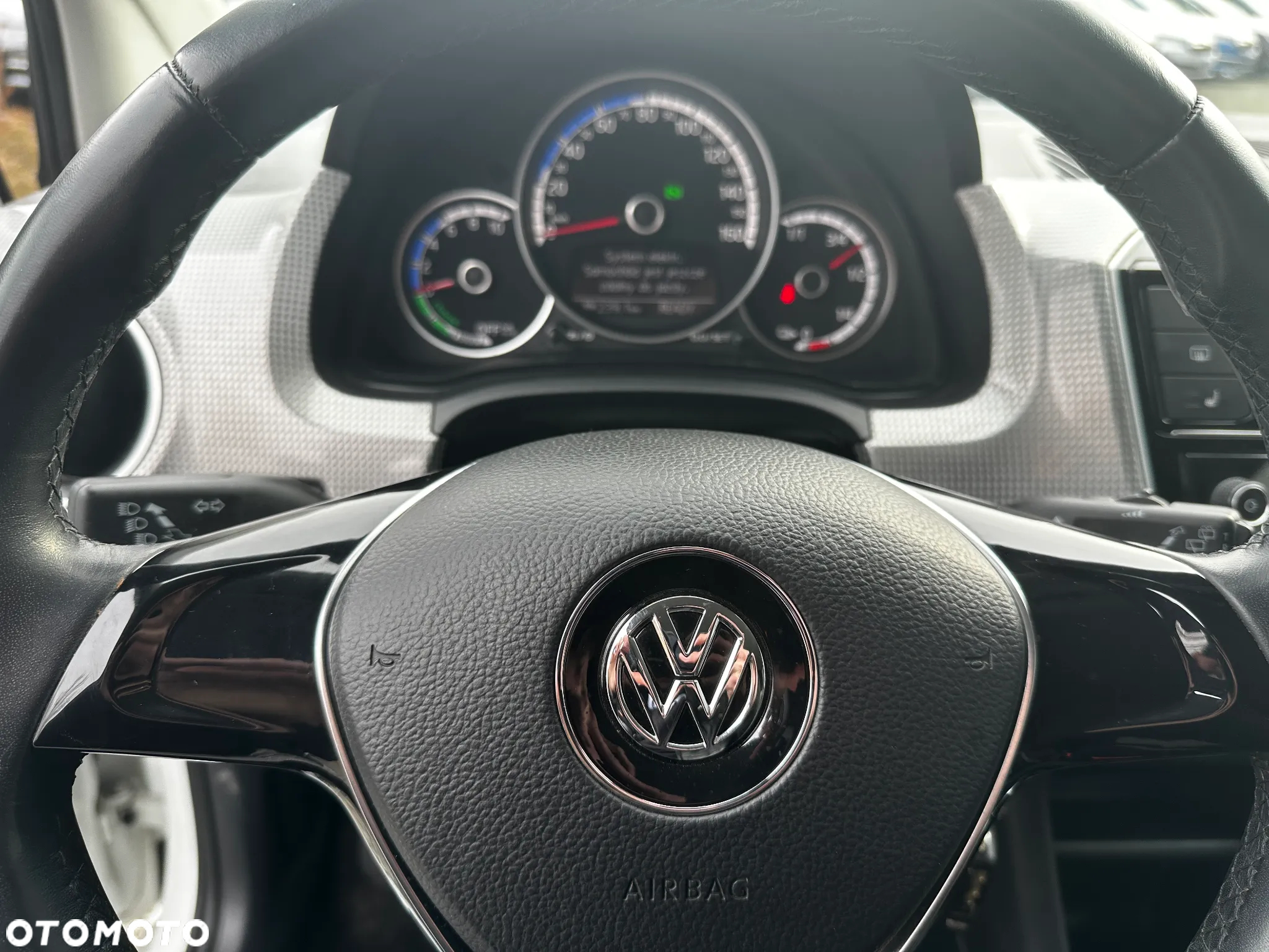 Volkswagen up! e-up - 15