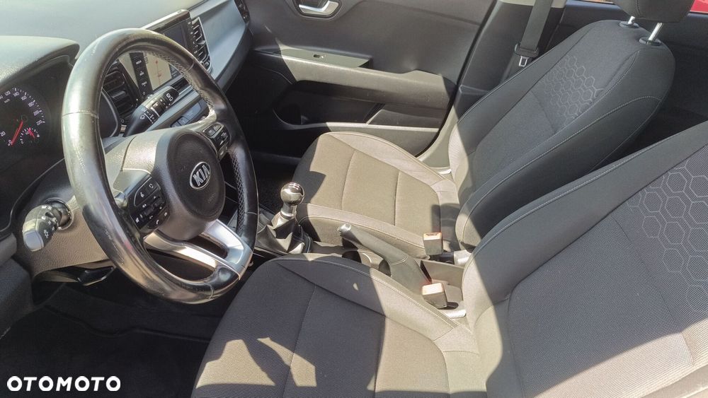 Kia Rio 1.2 L - 14