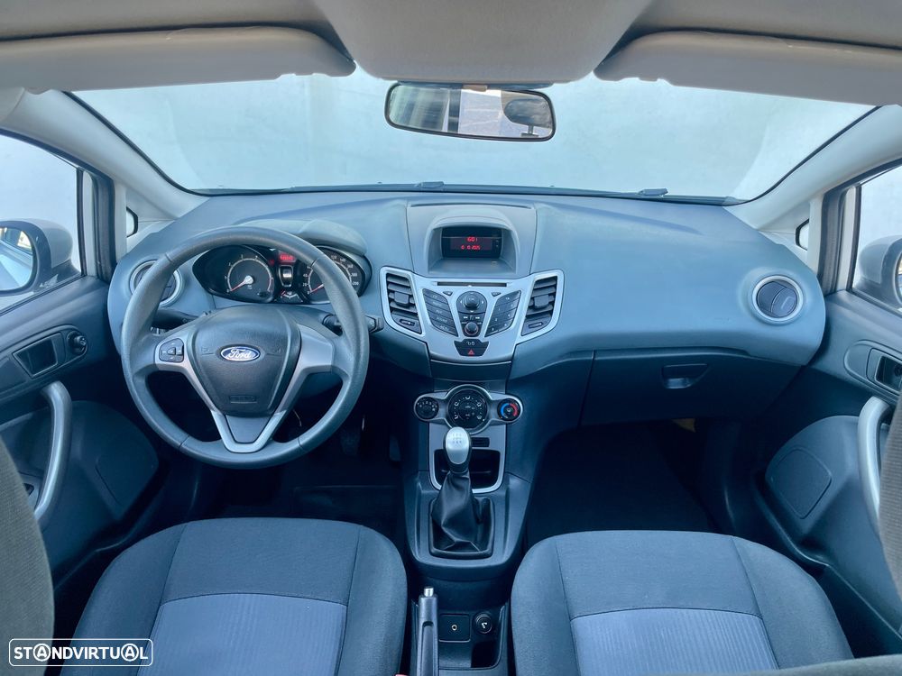 Ford Fiesta 1.25 Techno - 10