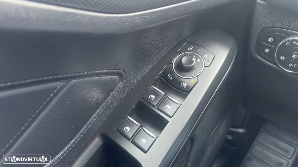 Ford Focus SW 1.5 TDCi EcoBlue ST-Line X - 11