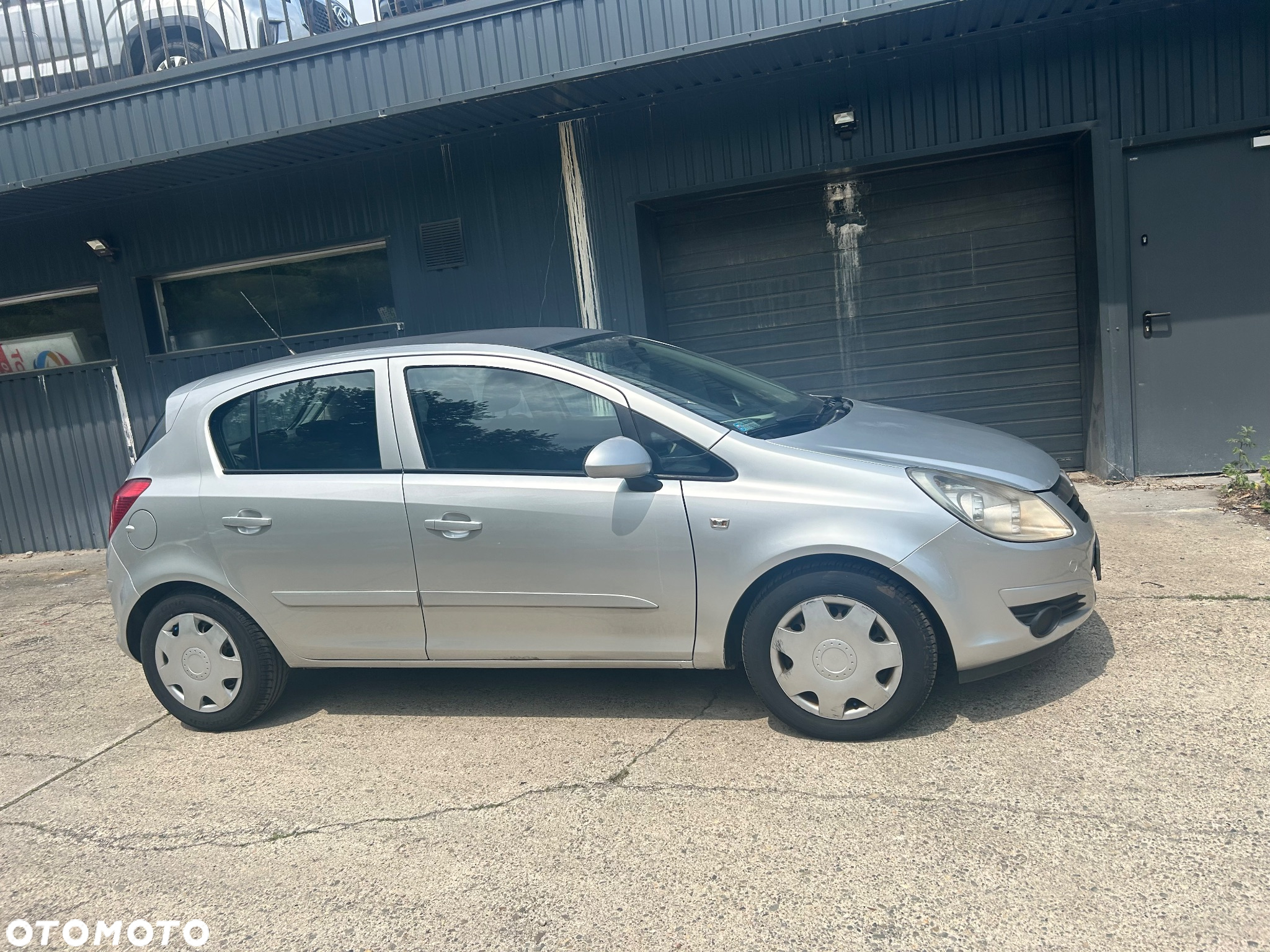 Opel Corsa 1.2 16V Cosmo - 12
