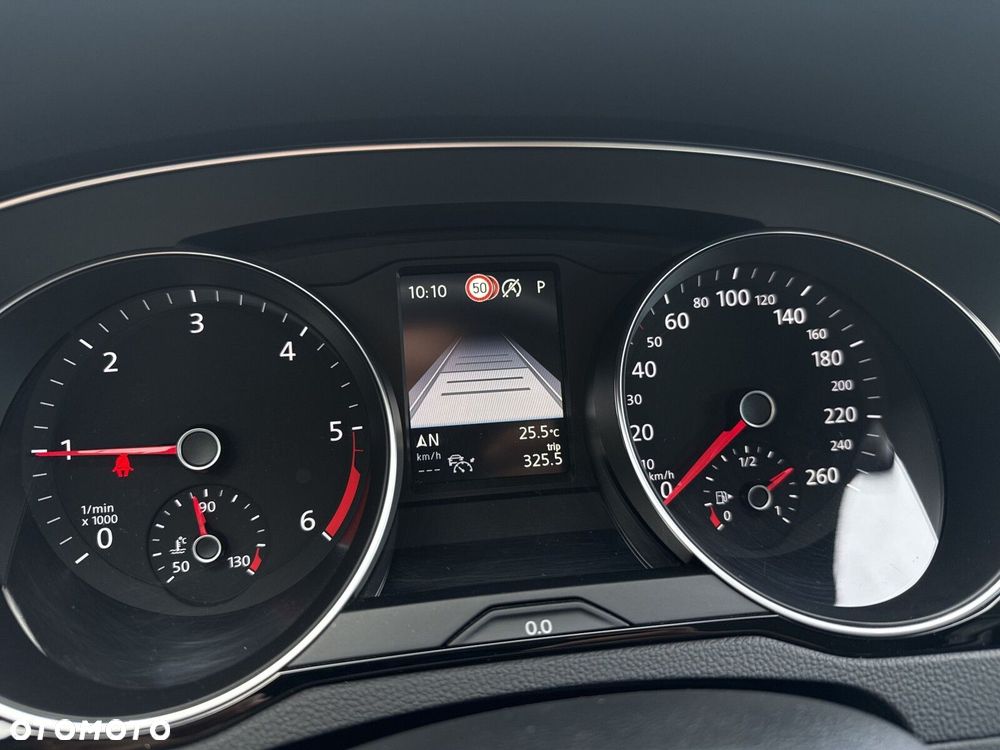 Volkswagen Passat Variant 2.0 TDI EVO Business DSG - 25