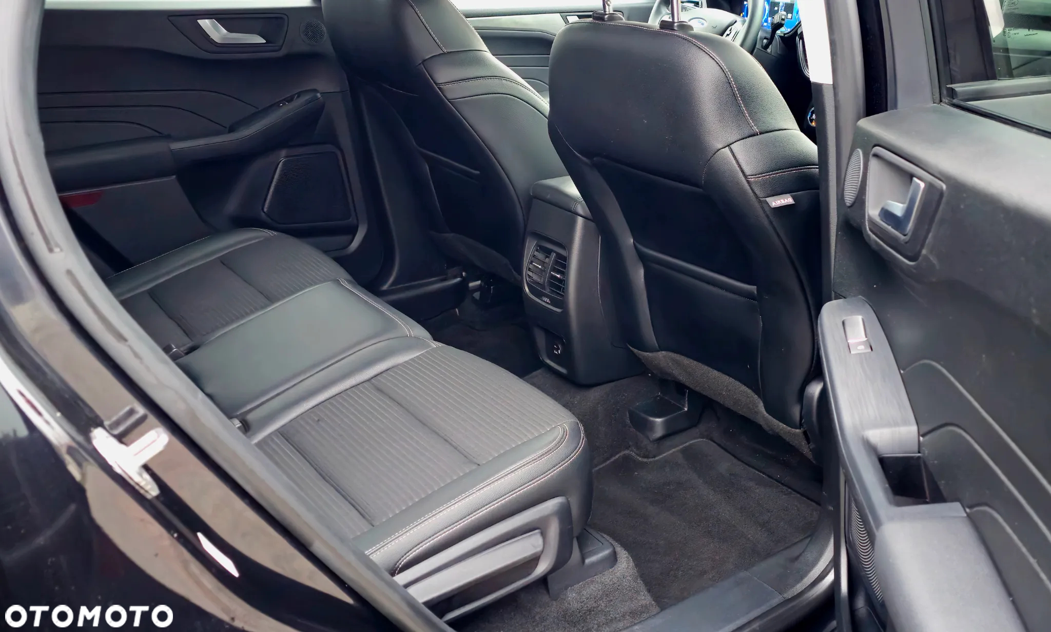 Ford Kuga 1.5 EcoBlue FWD Titanium X - 25