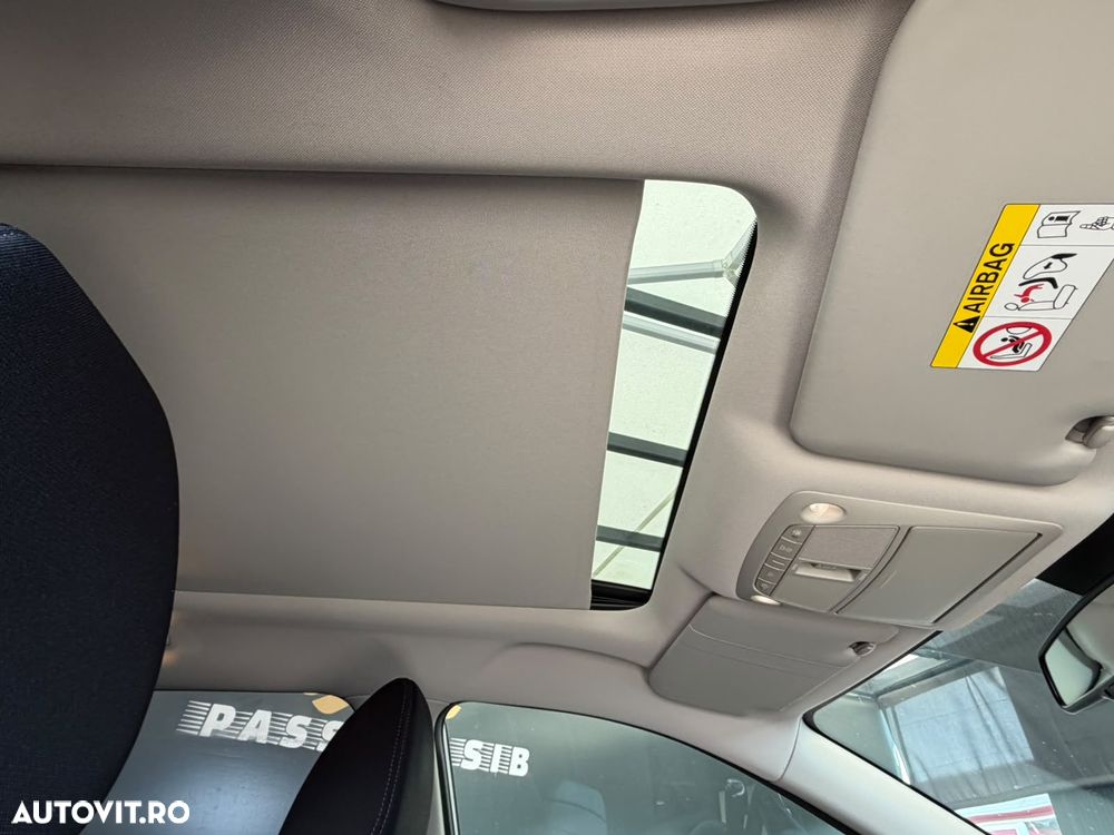 Nissan X-Trail 2.0 dCi ALL-MODE 4x4i Xtronic N-Connecta - 12