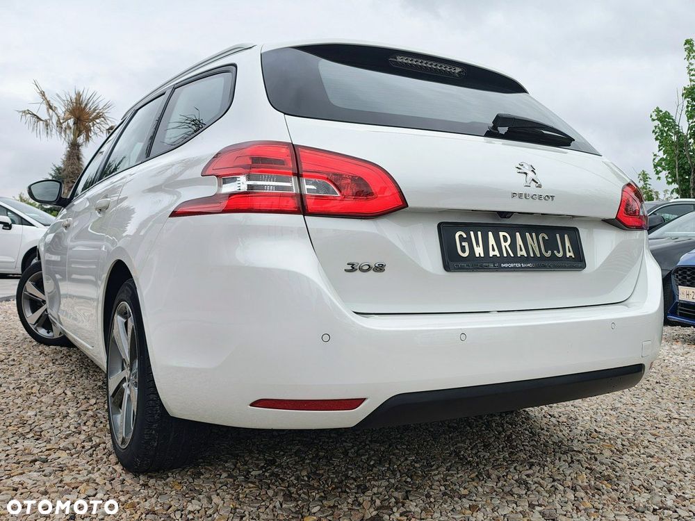 Peugeot 308 - 23