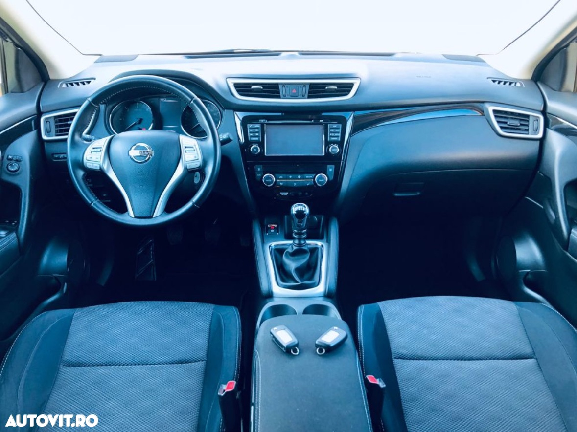 Nissan Qashqai 1.5 DCI Start/Stop Tekna - 10