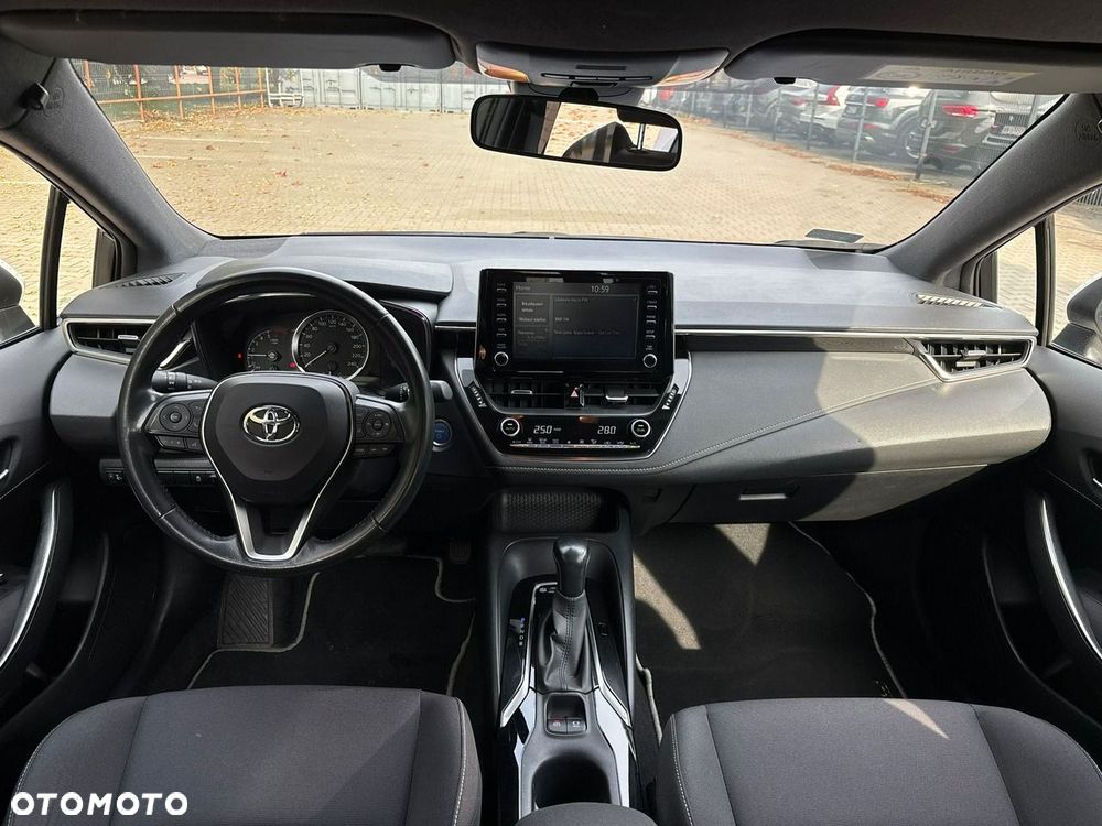 Toyota Corolla 1.8 Hybrid Comfort - 13