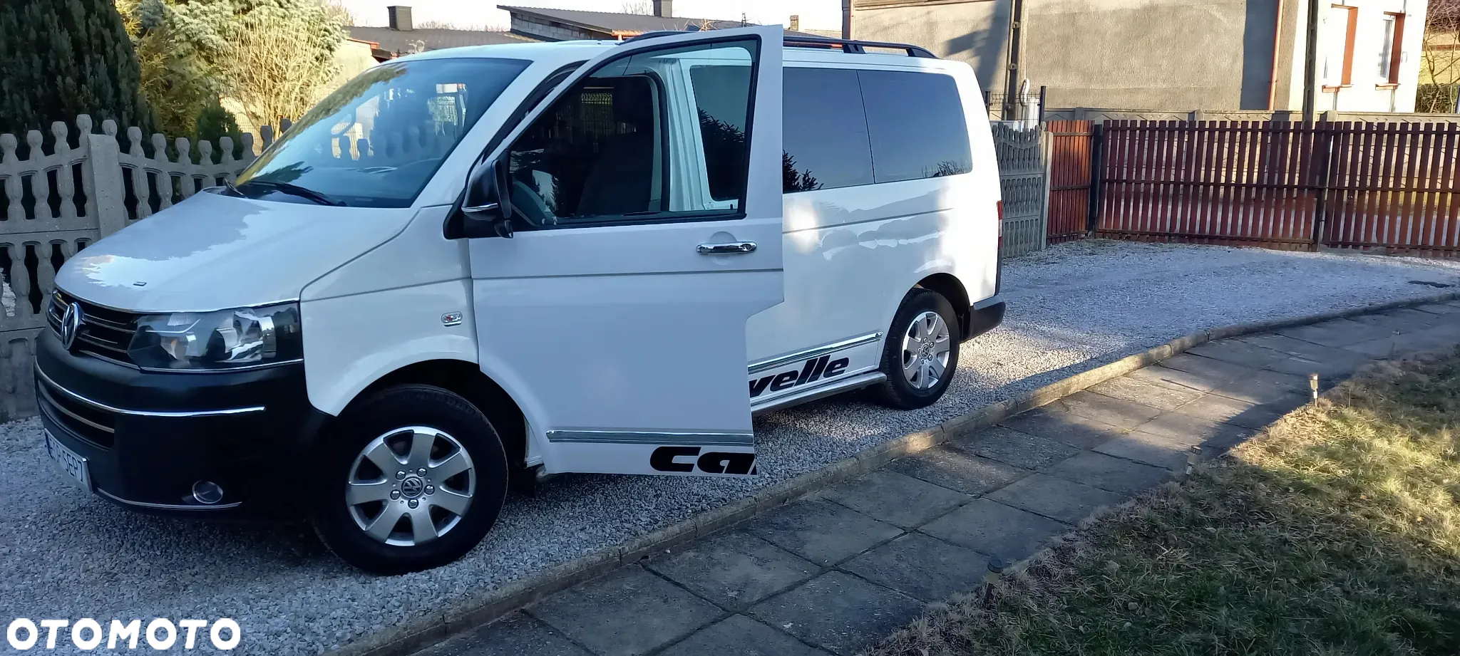 Volkswagen Transporter Caravelle Kurz DSG Comfortline - 9