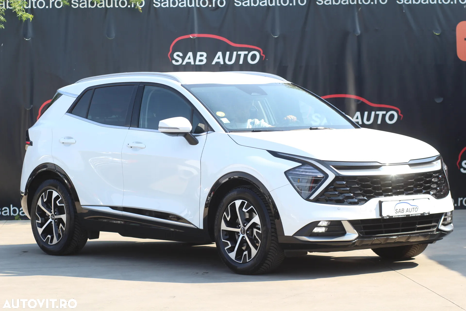 Kia Sportage 1.6 T-GDI HEV 6AT 4x2 Style - 3