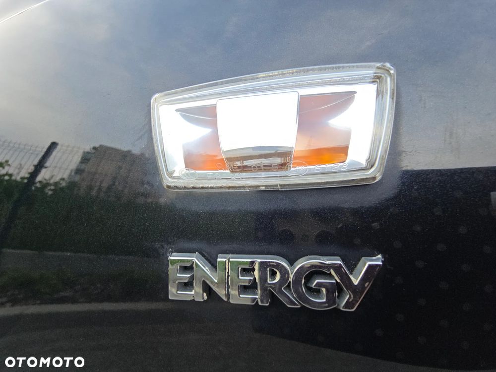 Opel Corsa 1.4 16V Energy - 33