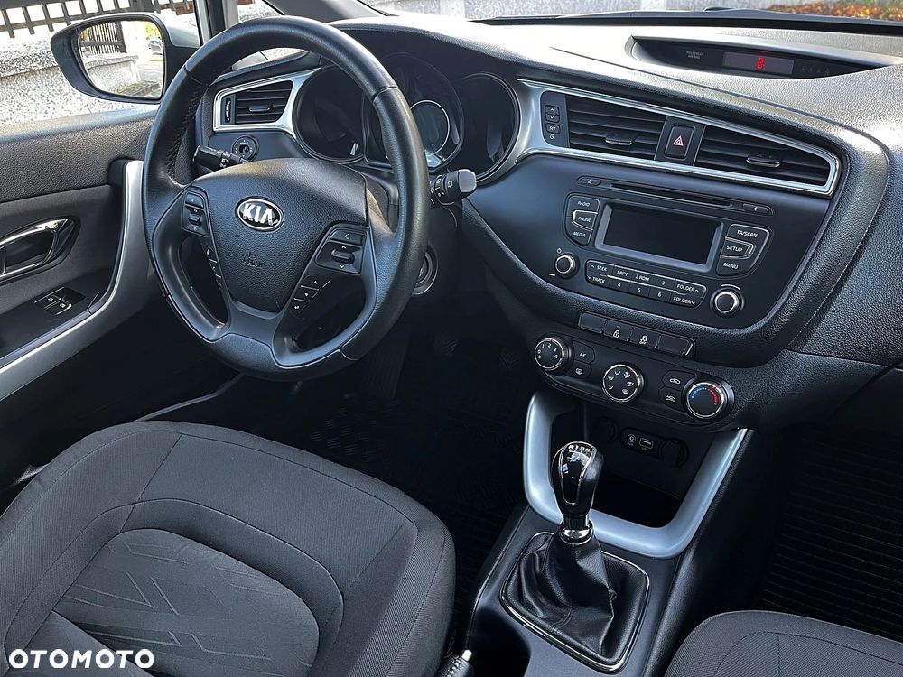 Kia Ceed - 7