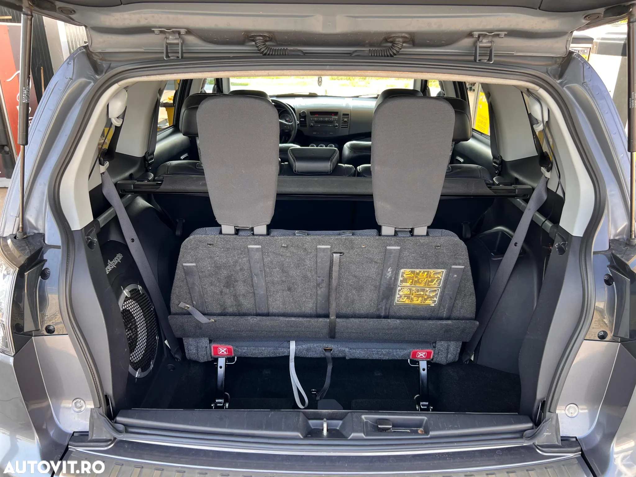 Mitsubishi Outlander 2.0 DI-D Instyle+ - 24