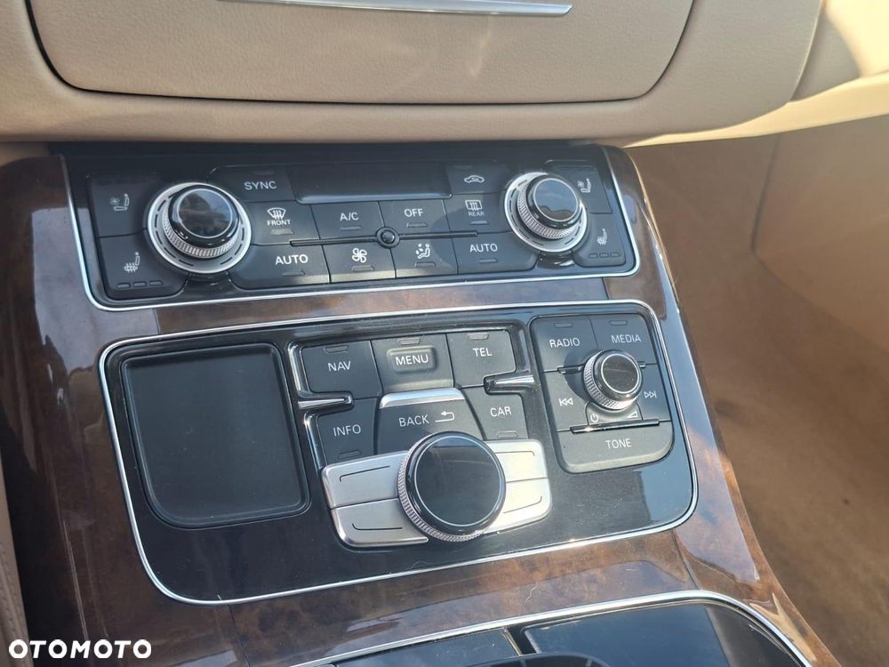 Audi A8 4.0 TFSI L Quattro - 22