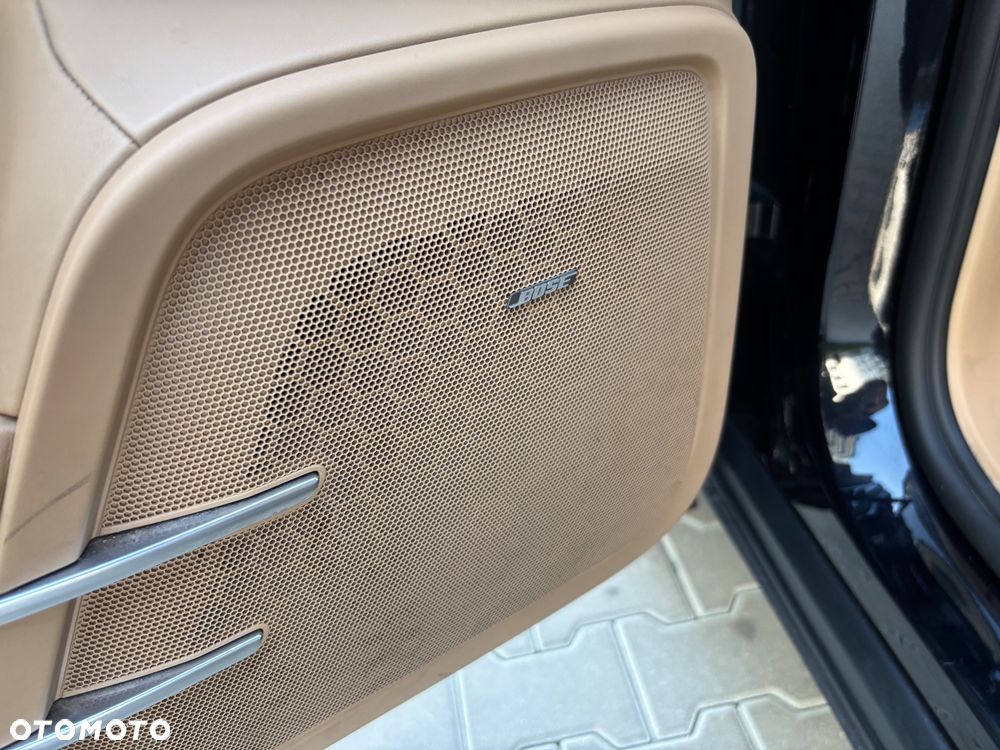 Porsche Cayenne - 21