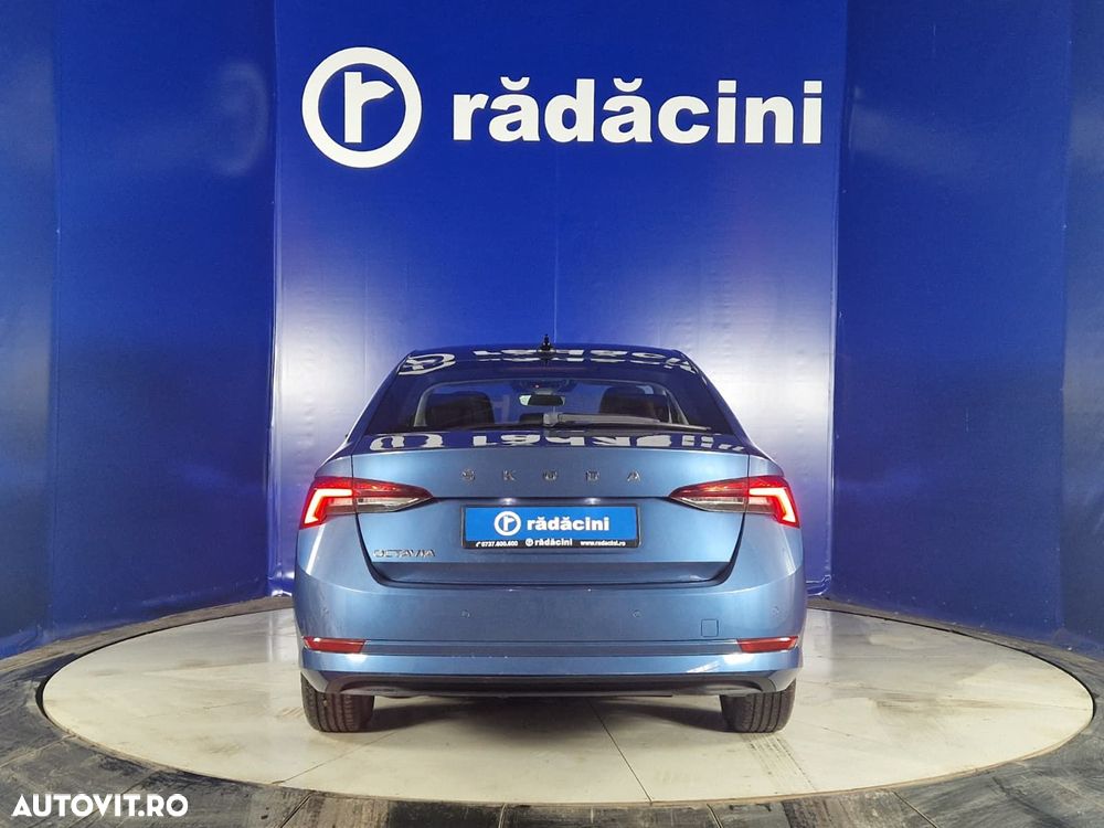 Skoda Octavia - 8