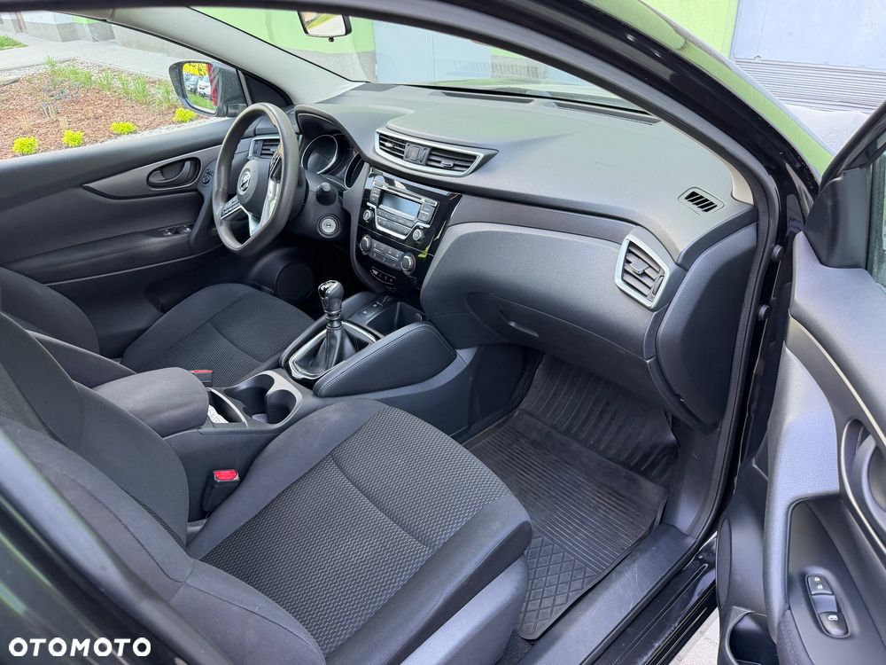 Nissan Qashqai 1.2 DIG-T Visia EU6 - 7
