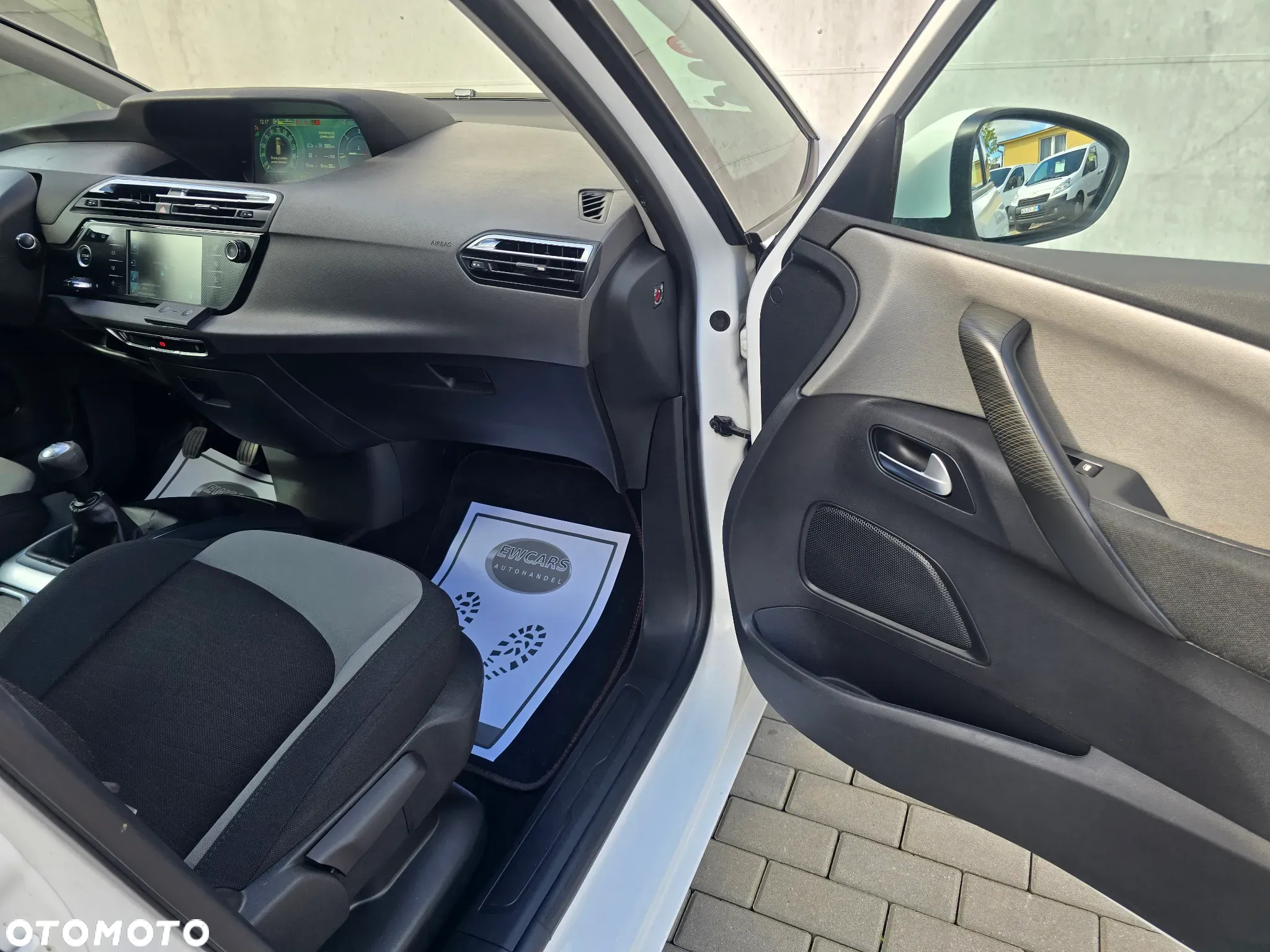 Citroën C4 Grand Picasso 2.0 BlueHDi Exclusive - 19