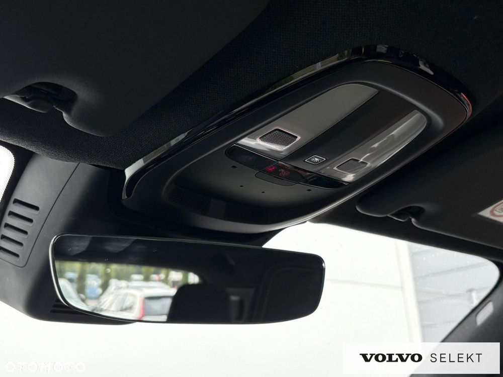 Volvo XC 40 - 30
