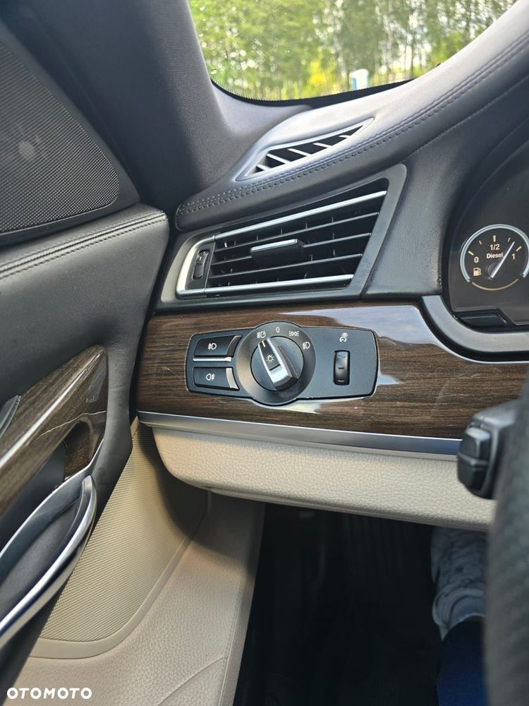 BMW Seria 7 740d - 20