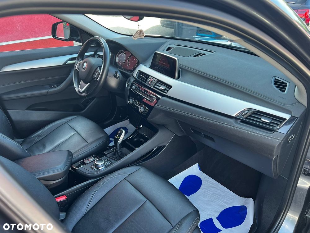 BMW X2 sDrive18i Advantage Plus - 24