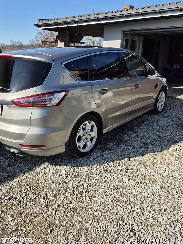 Ford S-Max 2.0 TDCi 4WD Titanium PowerShift - 7