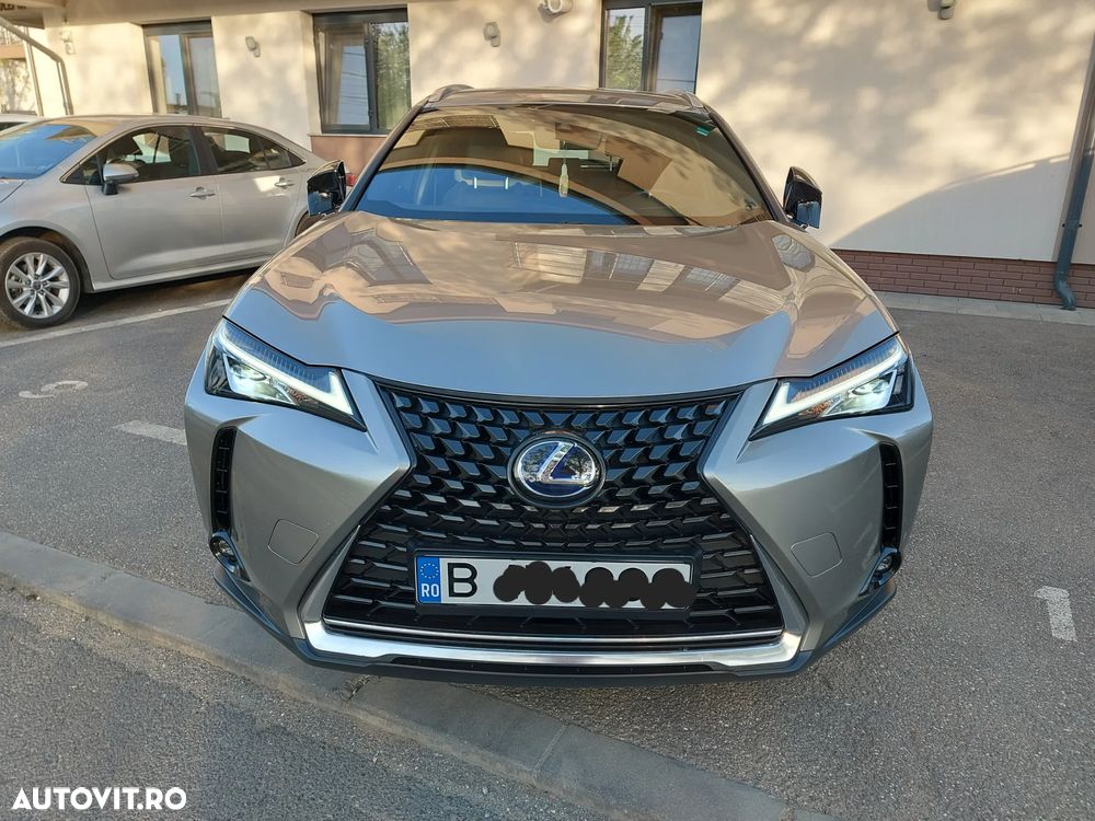 Lexus UX 250h Style+ Edition - 11