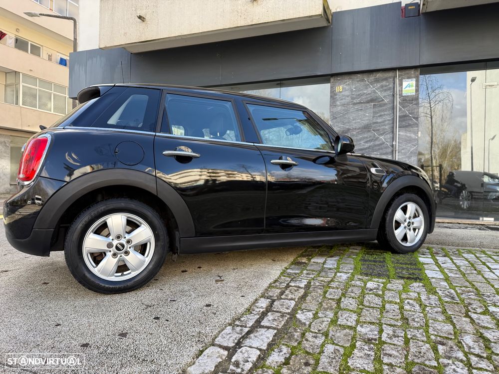 MINI 5 Portas One D - 31