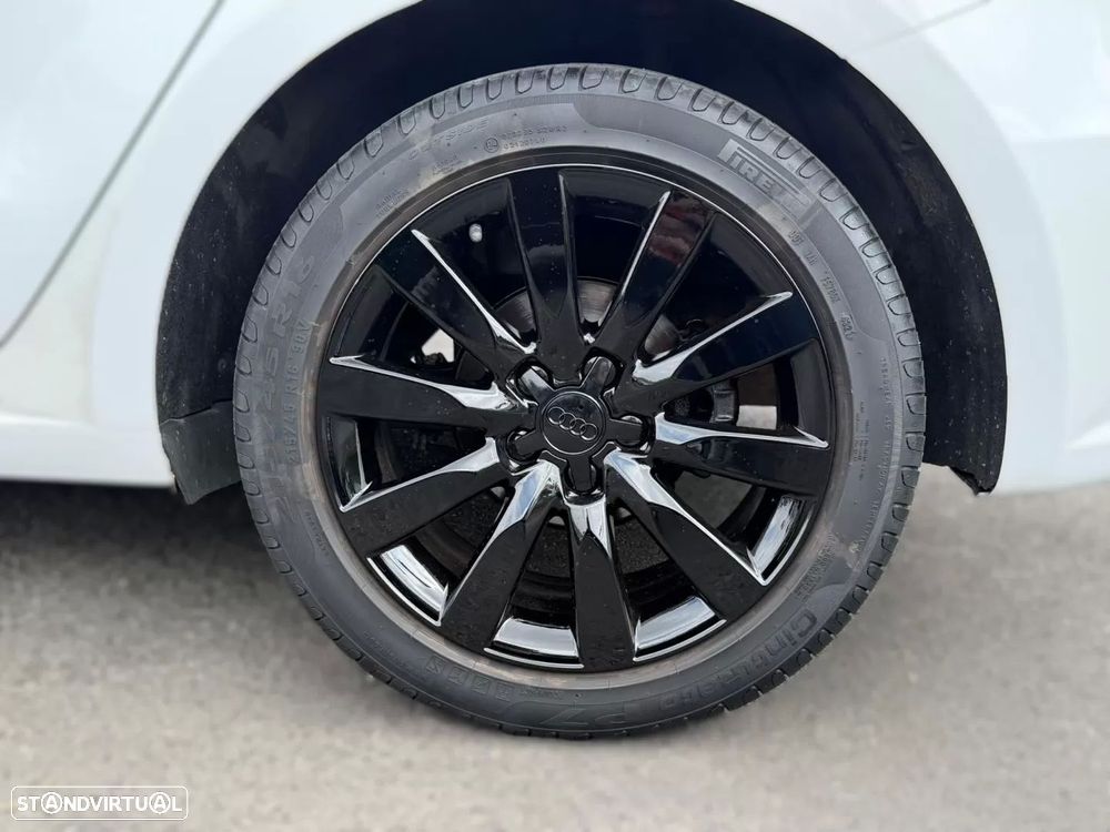Audi A1 Sportback 1.0 TFSI Sport — fotografia 18