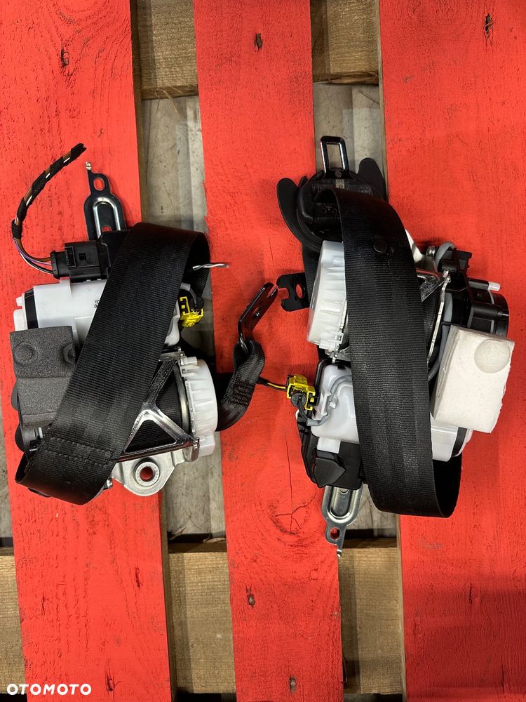 DESKA ROZDZIELCZA konsola kokpit pulpit poduszki airbag pasy KOMPLET ORYGINALNY Golf 7 GTE - 7