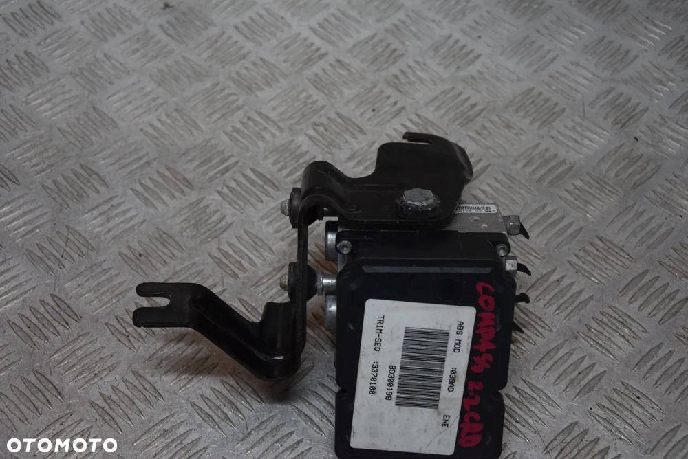 JEEP COMPASS I LIFT 2.2 CRD POMPA ABS P04877039AD - 5