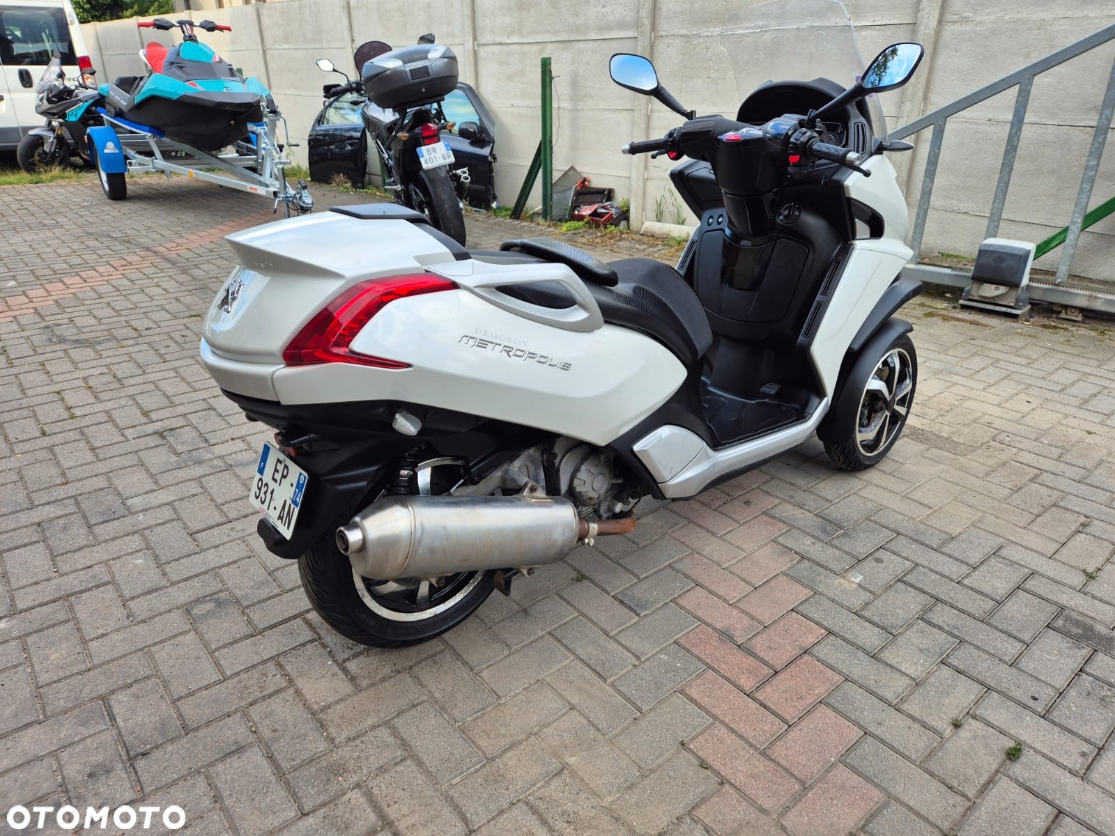 Peugeot Metropolis - 4