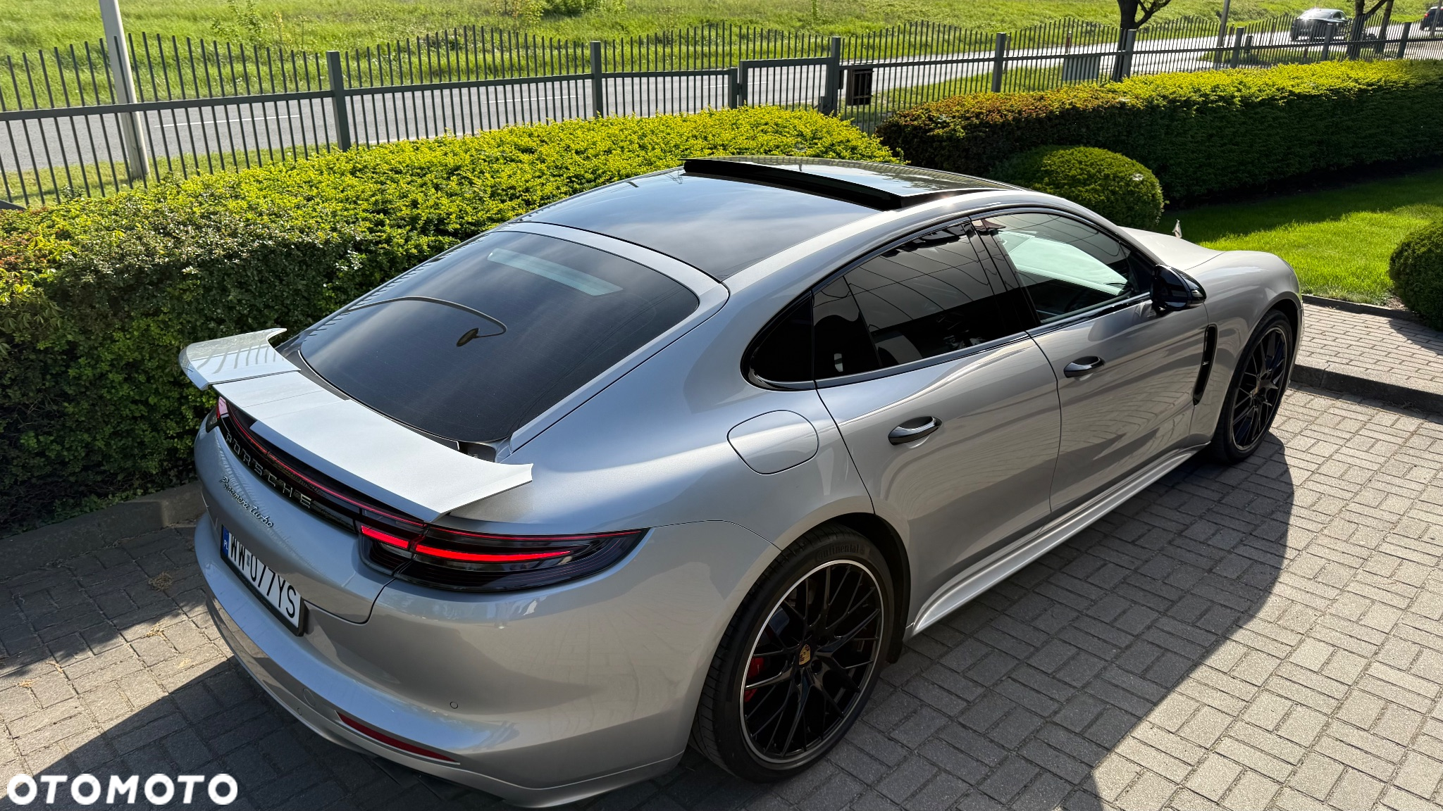Porsche Panamera Turbo - 33