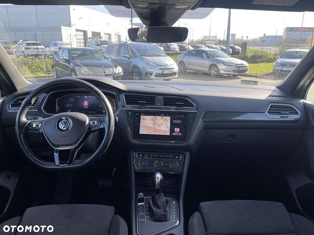 Volkswagen Tiguan Allspace - 11