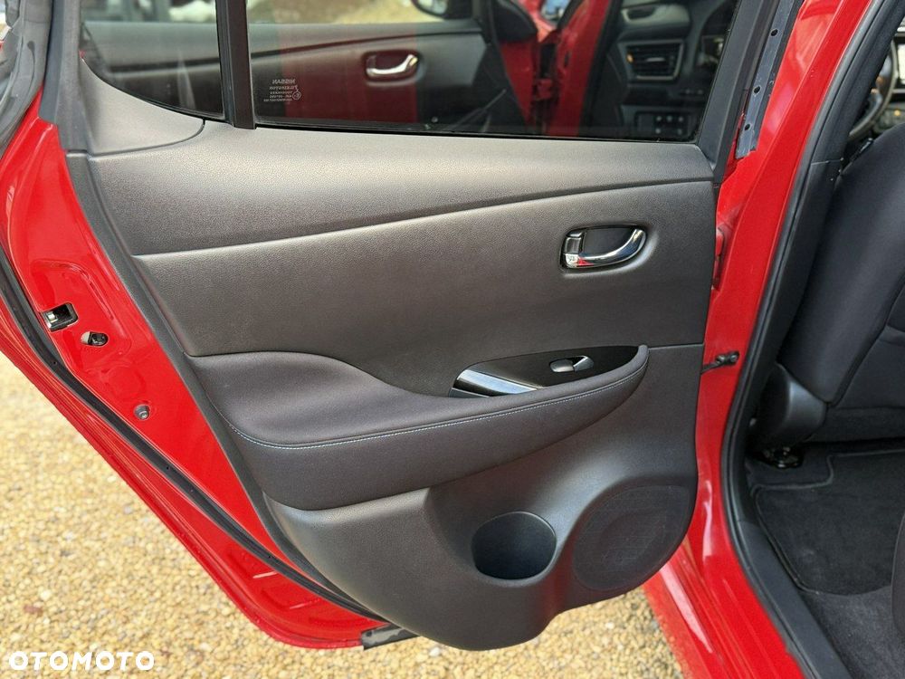 Nissan Leaf 40kWh N-Connecta - 16