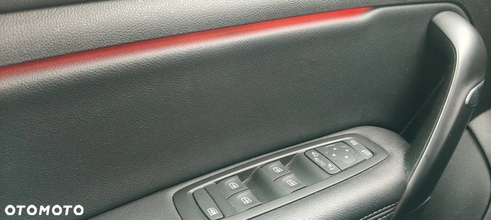 Renault Megane 1.2 Energy TCe Business - 37