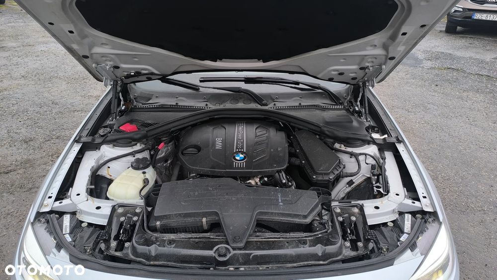 BMW 3GT 318d Modern Line - 25