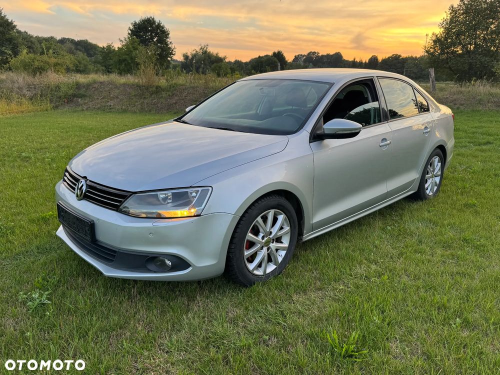 Volkswagen Jetta 1.2 TSI Trendline Optimum - 3