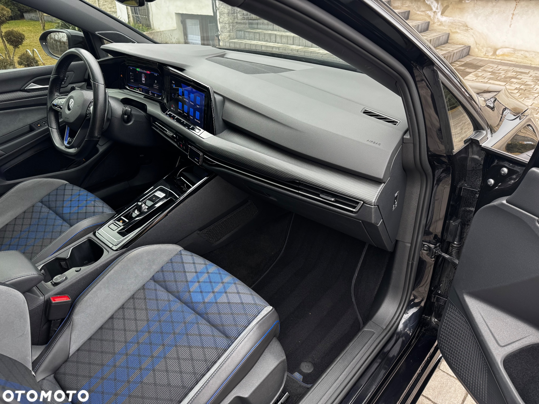 Volkswagen Golf - 18
