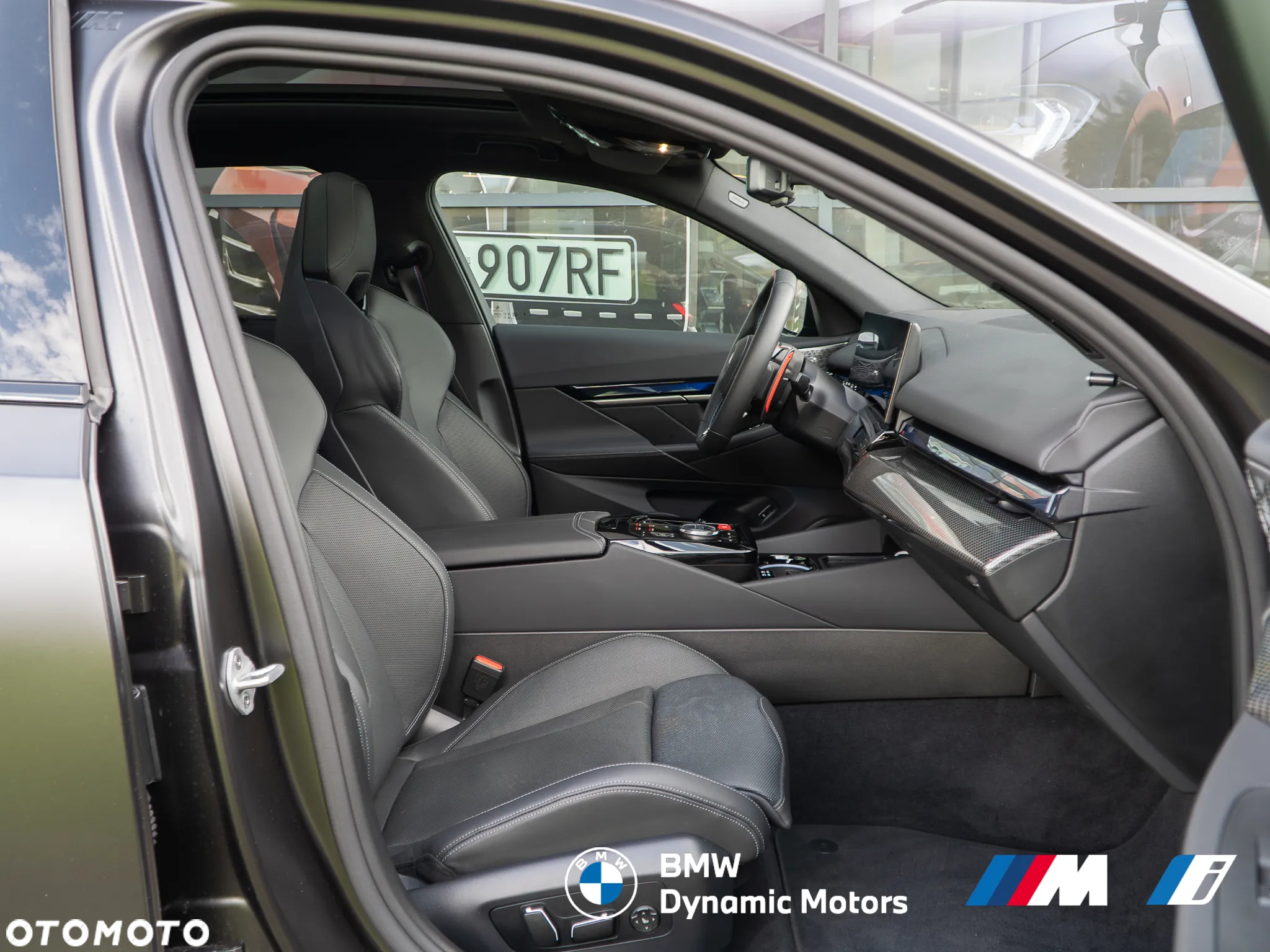 BMW M5 xDrive - 18