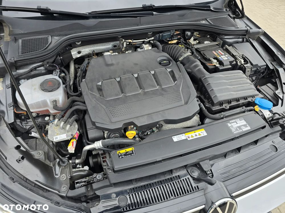 Volkswagen Golf - 16